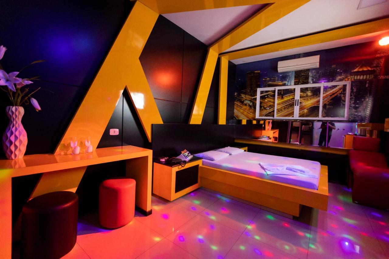 Troia Motel フォス・ド・イグアス エクステリア 写真