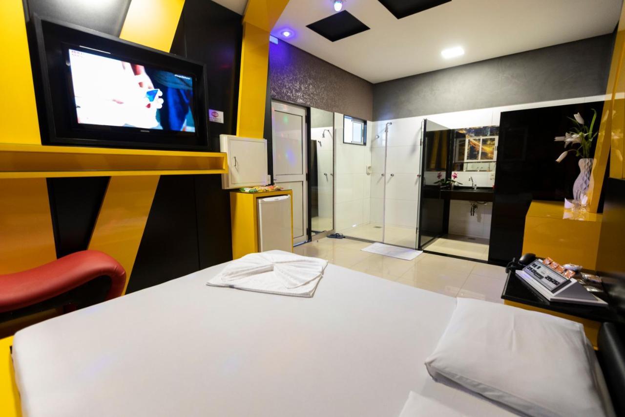 Troia Motel フォス・ド・イグアス エクステリア 写真