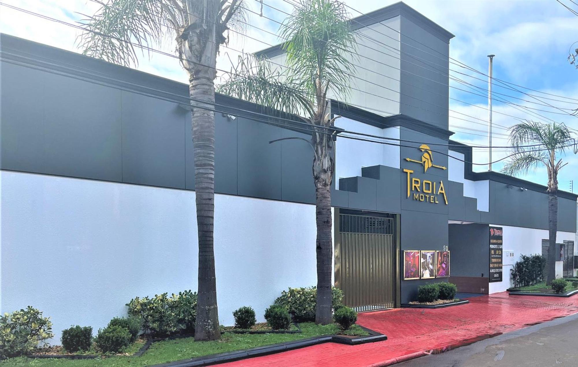 Troia Motel フォス・ド・イグアス エクステリア 写真